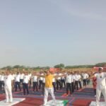 bsf-yoga-practice-in-barmer-for-10th-international-yoga-day