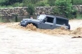 chamba-mahindra-thar-accident-ravi-river