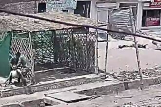 kanpur-dead-body-found-liquor-shop-cctv Keywords: