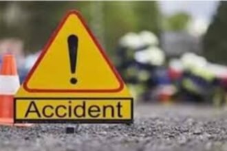 "maharajganj-pickup-van-accident-two-dead-six-injured"