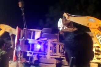 hardoi-truck-accident-eight-dead