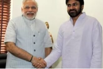 pawan-kalyan-whispers-to-modi-chiranjeevi-respect-emotional