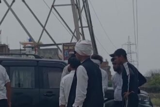 kanpur-lawyers-assault-plot-owner-police-station