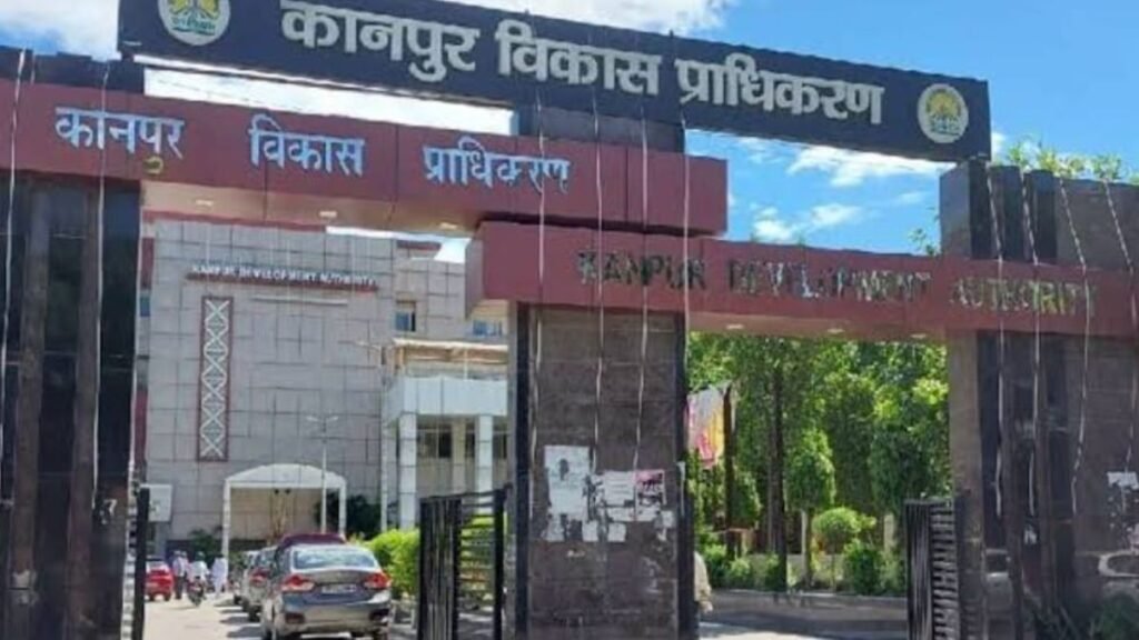 kanpur-kda-vc-action-illegal-plotting-fir