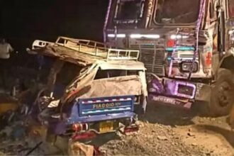 sonbhadra-road-accident-five-dead-auto-truck-collision