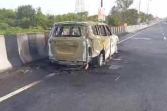 sonipat-scorpio-fire-two-escape-unharmed