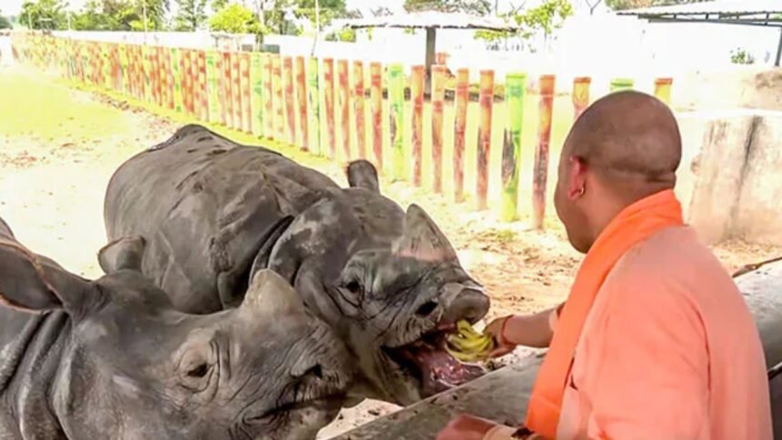 yogi-adityanath-gorakhpur-chidiyaghar-ka-daura