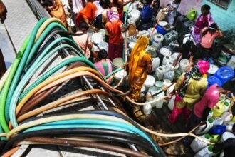 delhi-water-crisis-kabir-basti-model-town