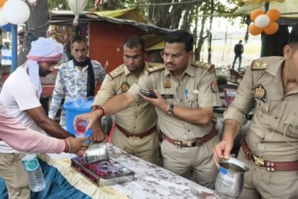 kanpur-govind-nagar-police-humane-initiative-sherbet-distribution