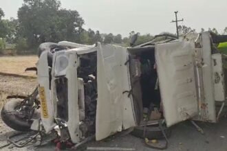amethi-tez-raftar-truck-takkar-ek-maut-ek-ghayal