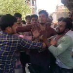 bijnor-hospital-mobile-thief-beaten-by-public-police-arrest