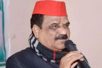 sp-senior-leader-dp-yadav-commits-suicide