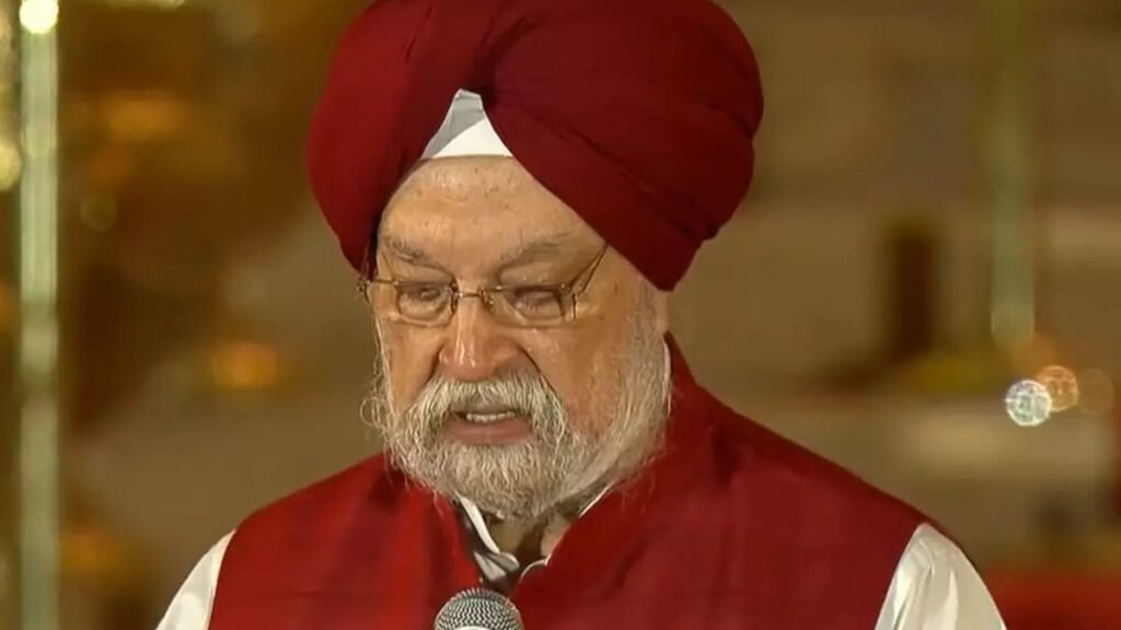 hardeep-singh-puri-takes-oath-in-modi-3-0-cabinet