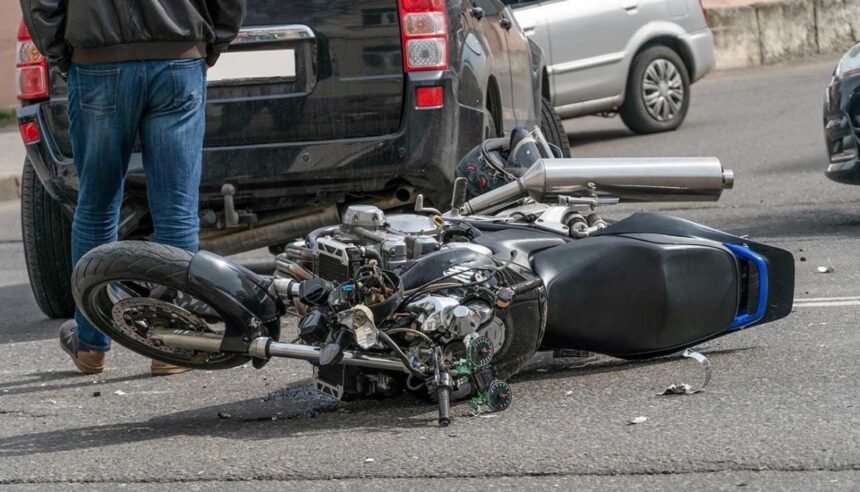 https://hindistates.com/wp-content/uploads/2024/06/bik-accident.jpg