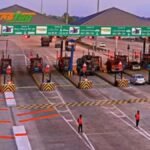 hapur toll plaza speeding car hits employee Delhi Lucknow हाईवे