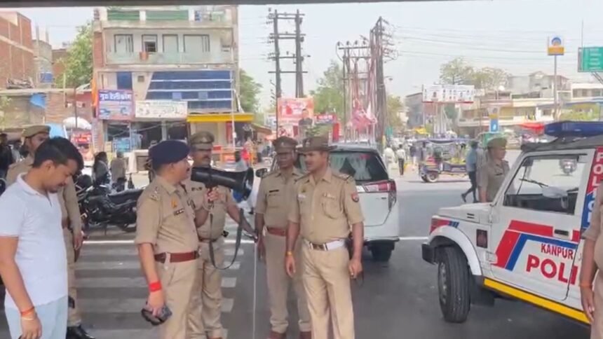 kanpur-dcp-grand-checking-drive-safety