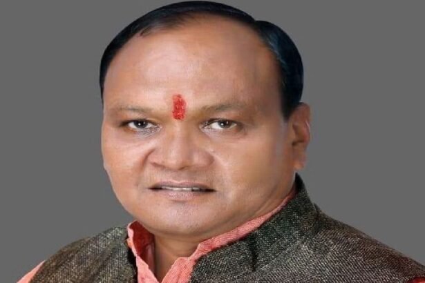 Uttar Pradesh: Chhatrapal Gangwar leads by 20757 votes, which BJP will get a big victory?