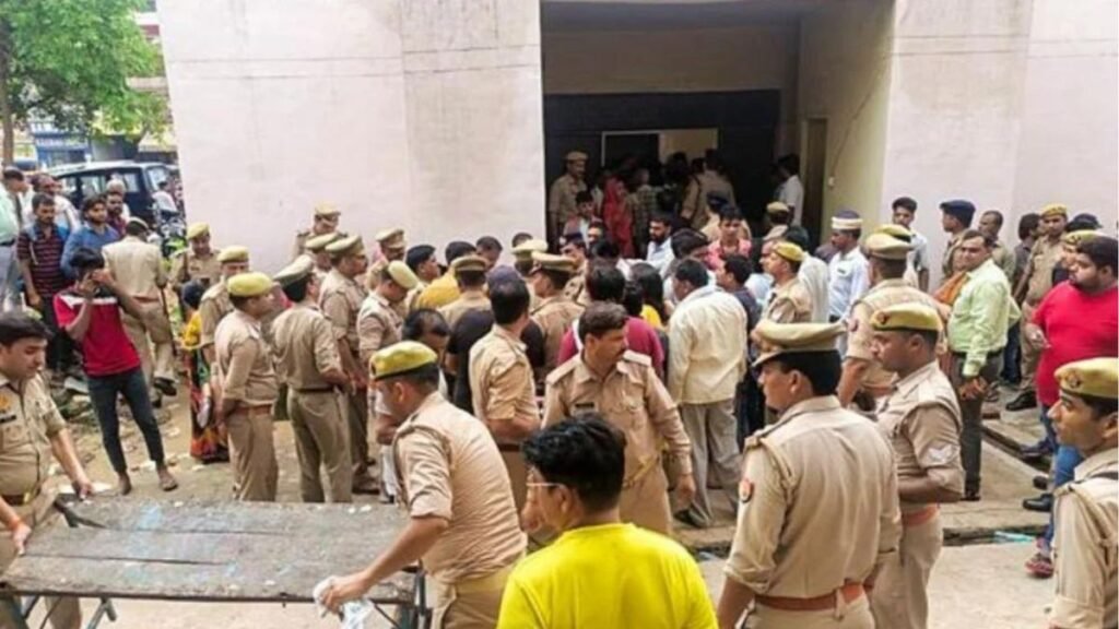 Hathras Tragedy: Seeing heaps of corpses, soldier suffers a heart attack, dies during duty.