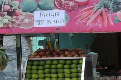 muslim-traders-close-shops-during-kanwar-yatra