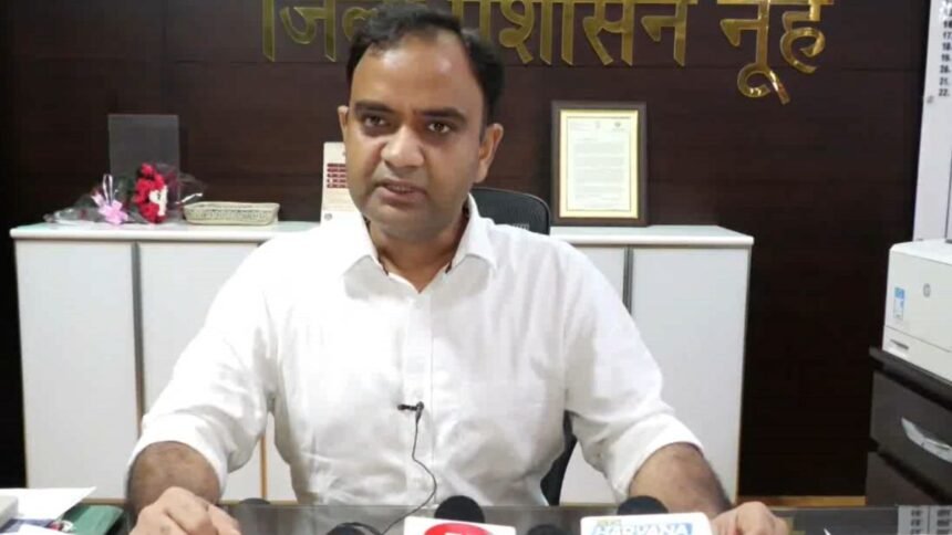 Samadhan-Camp-is-proving-to-be-a-powerful-platform-for-public-hearing-Deputy-Commissioner-Dhirendra-Khargata-