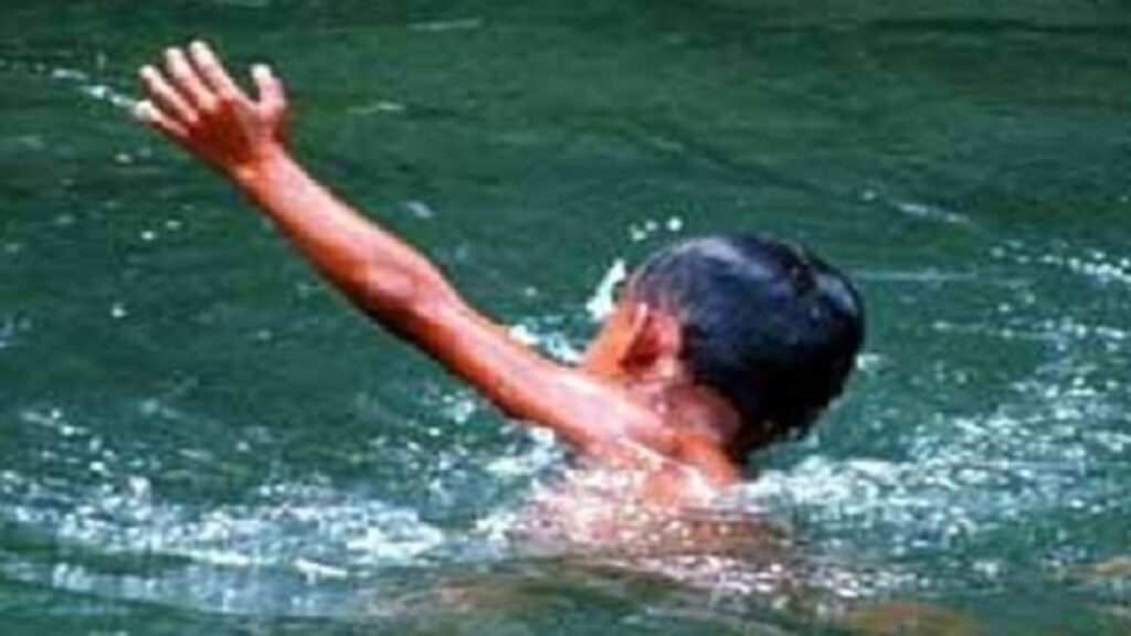 tragic-drowning-incident-gonda-karada-village