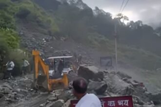 uttarkashi-gangotri-highway-blocked