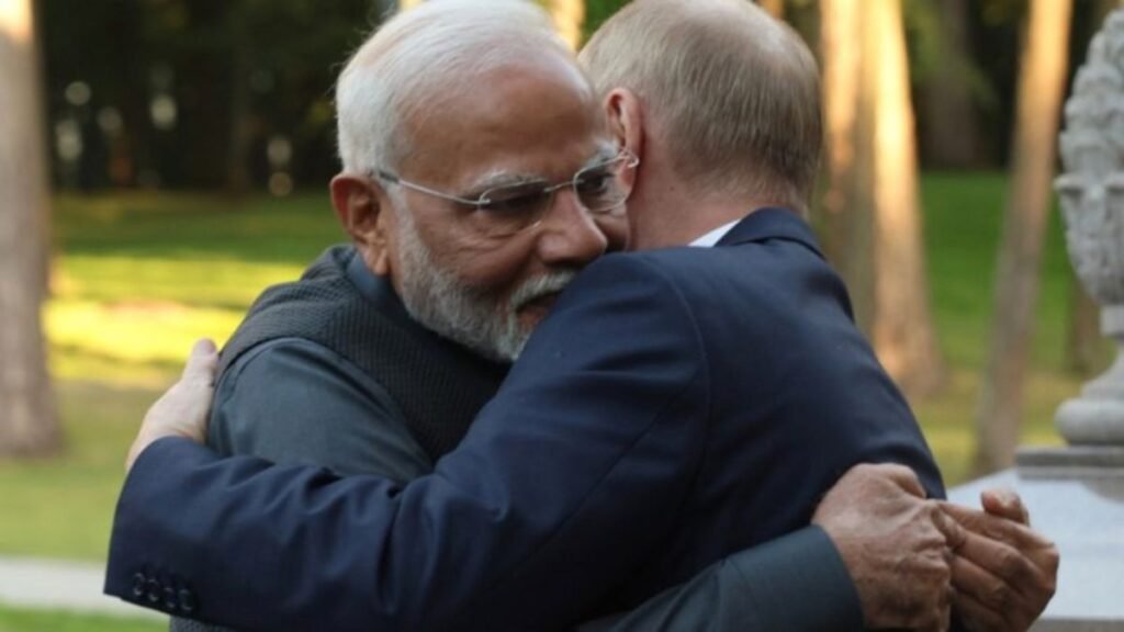 Modi Putin Hug मोदी-पुतिन