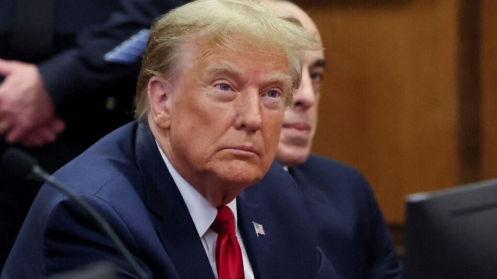 US in Hindi: Donald Trump