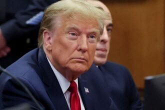 US in Hindi: Donald Trump