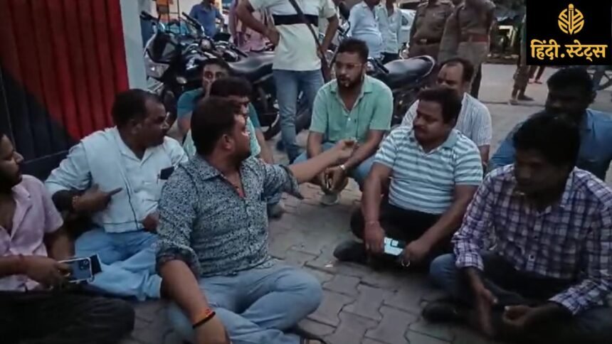 farrukhabad-lekhpal-dharna-police-station-compromise