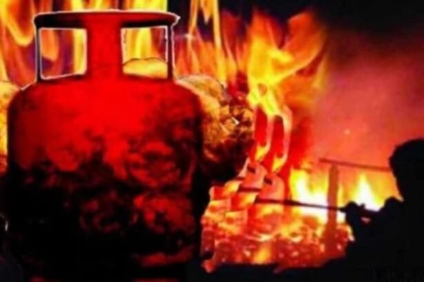 hafizganj-gas-cylinder-explosion-wedding-program-damage