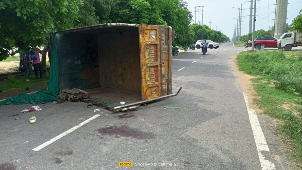 greater-noida-speeding-car-pickup-collision-3-dead-9-injured