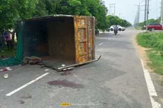 greater-noida-speeding-car-pickup-collision-3-dead-9-injured