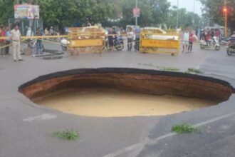 "delhi-road-collapse-rohini-sector-28-monsoon-hazards"