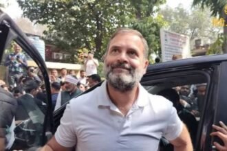 Rahul Gandhi ने Sultanpur में मोची परिवार से की मुलाकात: