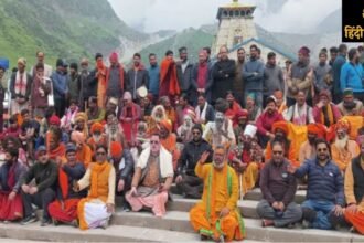 "delhi-kedarnath-symbolic-temple-foundation-stone-protest"