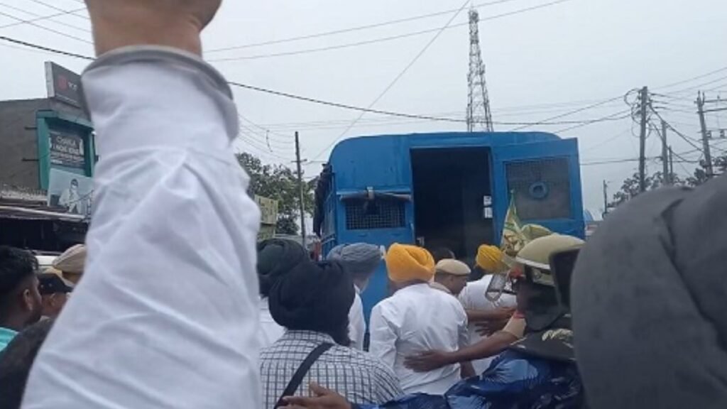 ambala-police-detains-farmers-navdeep-honor-program