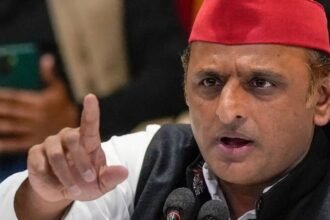 varanasi-gorakhpur-couple-suicide-akhilesh-yadav-blames-bjp-government