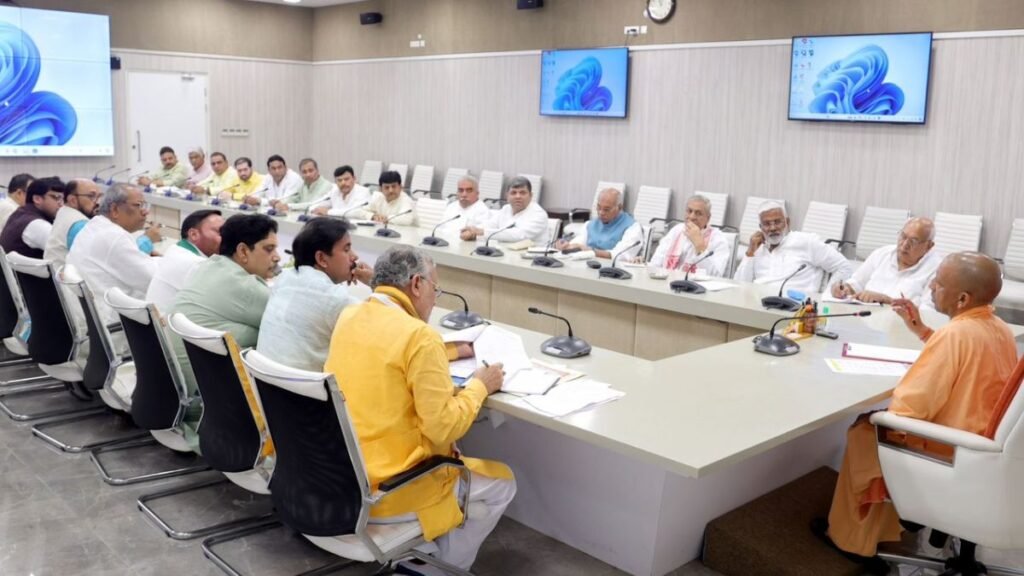 lucknow-cm-meeting-by-election-strategy-discussion