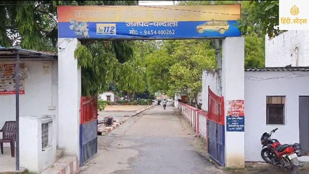 chandauli-gorari-village-police-team-attack-two-officers-injured