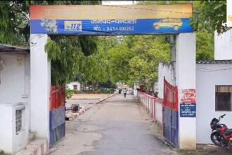 chandauli-gorari-village-police-team-attack-two-officers-injured