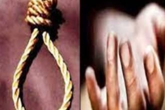 amethi-teen-girl-found-hanging