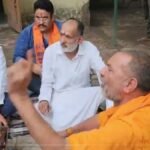 ghaziabad-pandit-havan-dm-office-police-accusations