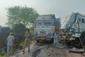 bbd-university-accident-four-dead-pregnant-woman-children