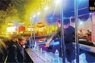 "noida-vintage-car-bar-traffic-jam-police-action"