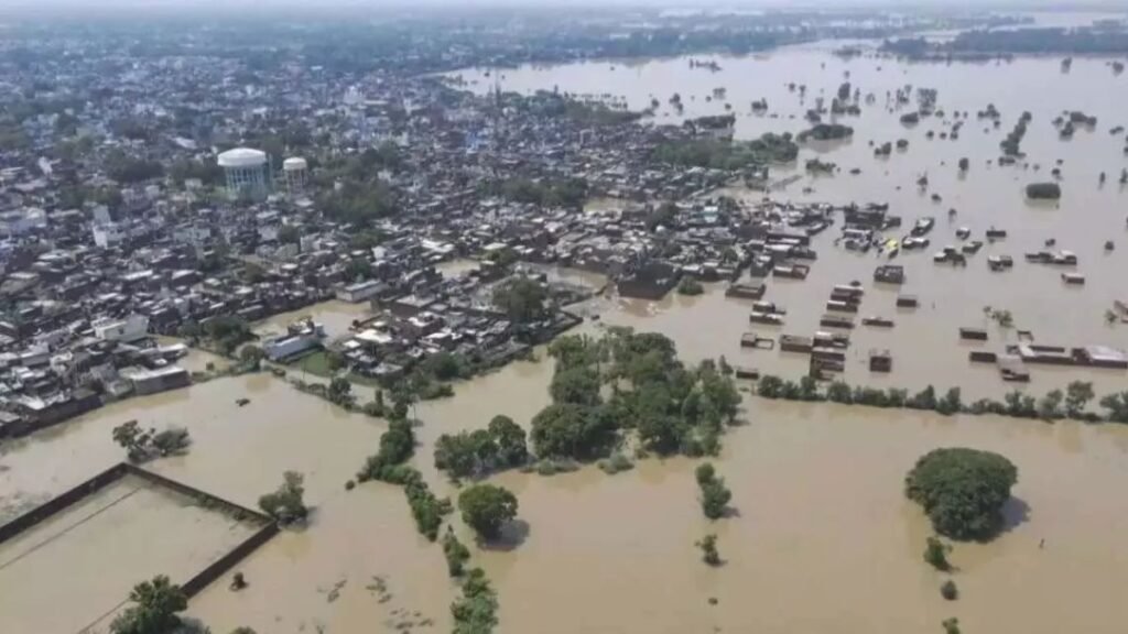 uttar-pradesh-rain-related-incidents-10-dead-13-districts-flooded