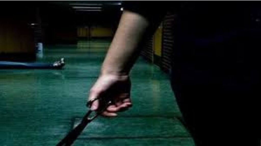delhi-shopkeeper-murders-customer-scissors-attack