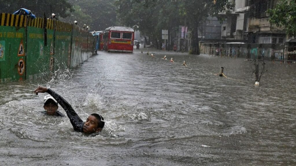 uttarakhand-heavy-rain-warning-dehradun-nainital