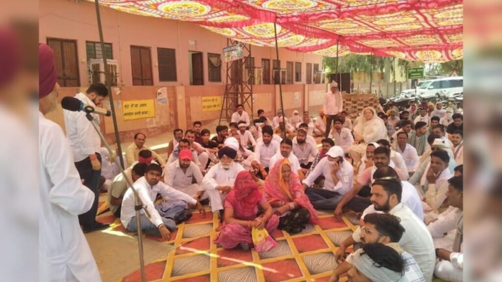 hanumangarh-residents-protest-against-rising-thefts-and-drug-abuse