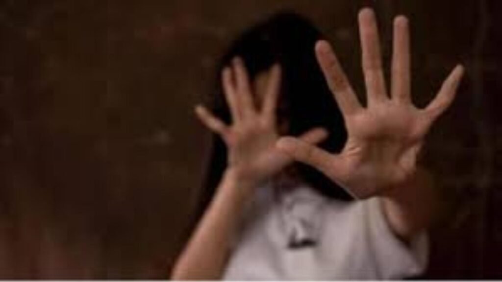 faridabad-dhauj-17-year-old-girl-murder-mother-brother-arrested